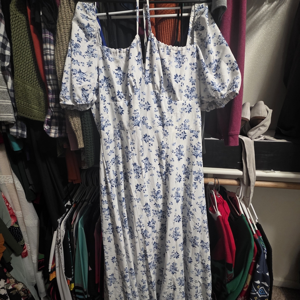 SHEIN Blue Floral Long Sleeve Dress